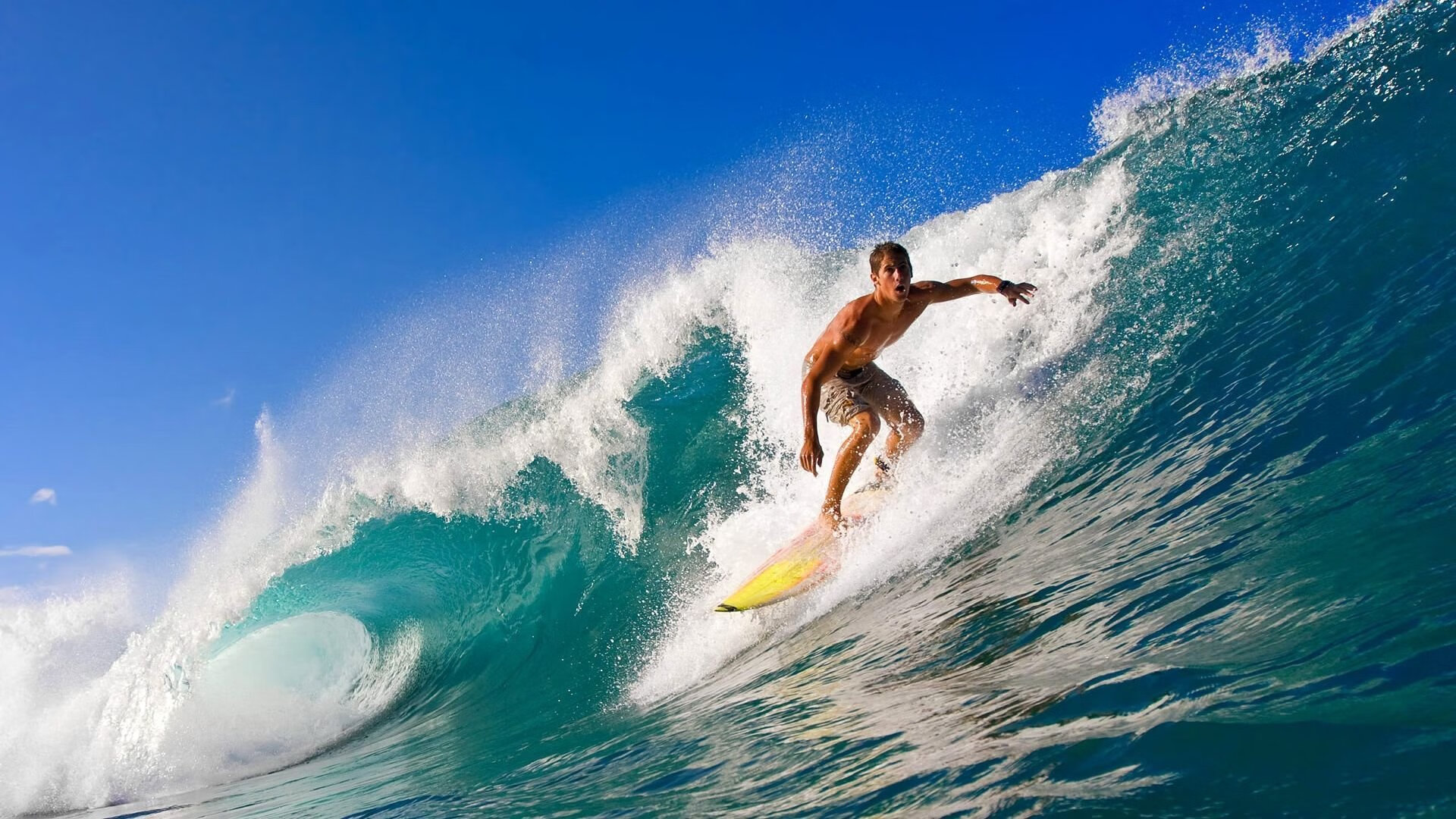 门神之舞，库尔图瓦带动全队节奏，哥斯达黎加踏平芬兰的战术启示