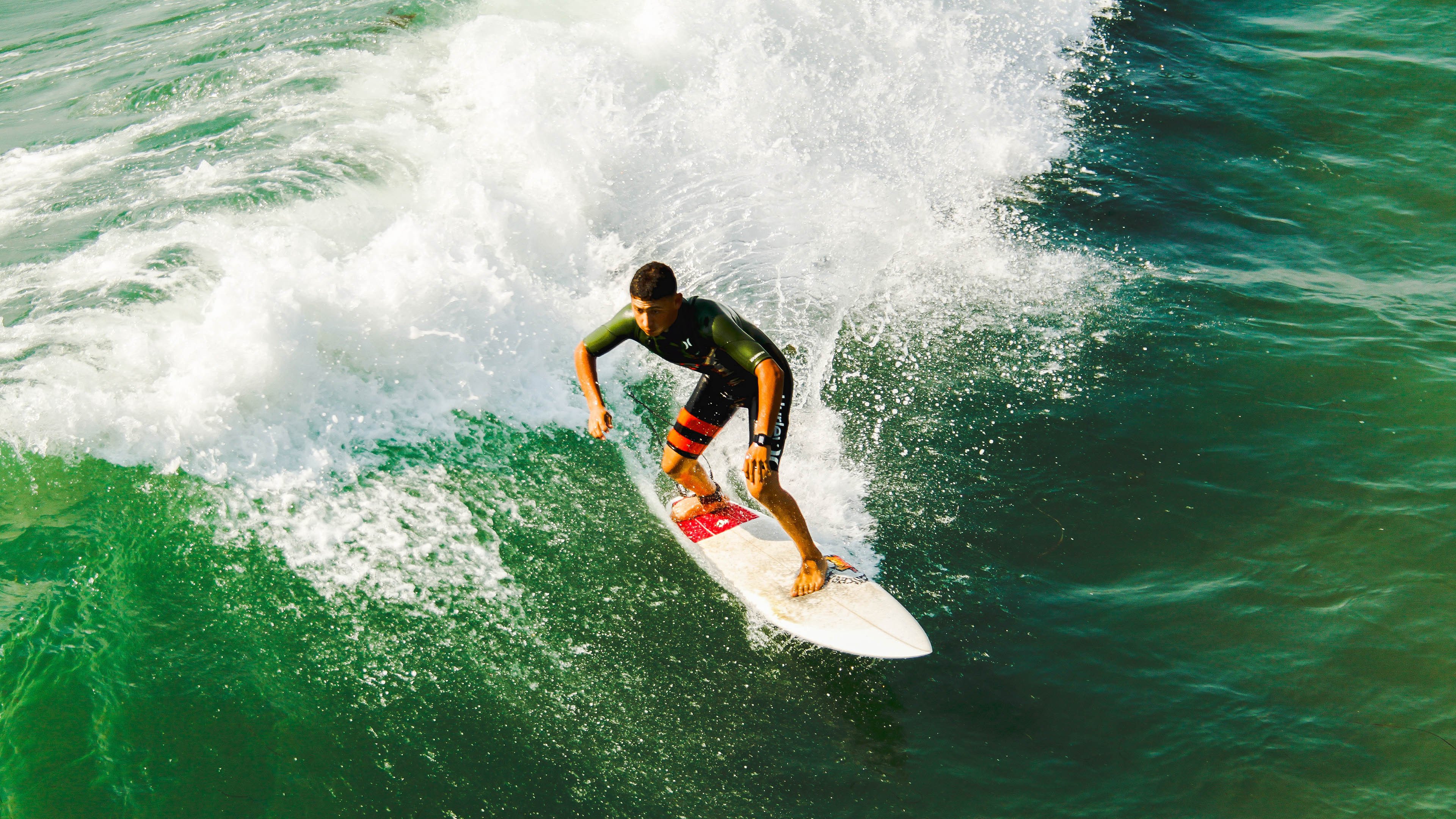 展翅翱翔，西亚卡姆爆发助老鹰最后时刻啄沉快船