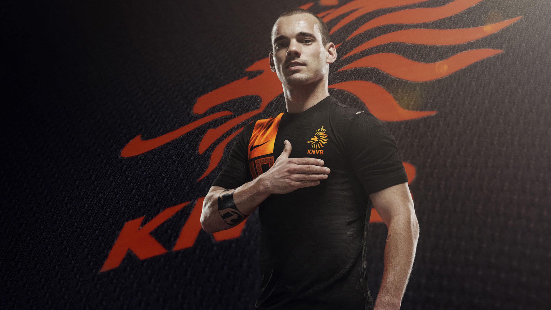 法拉利险胜迈凯伦，汉密尔顿扛起全队，一场意志与策略的终极较量