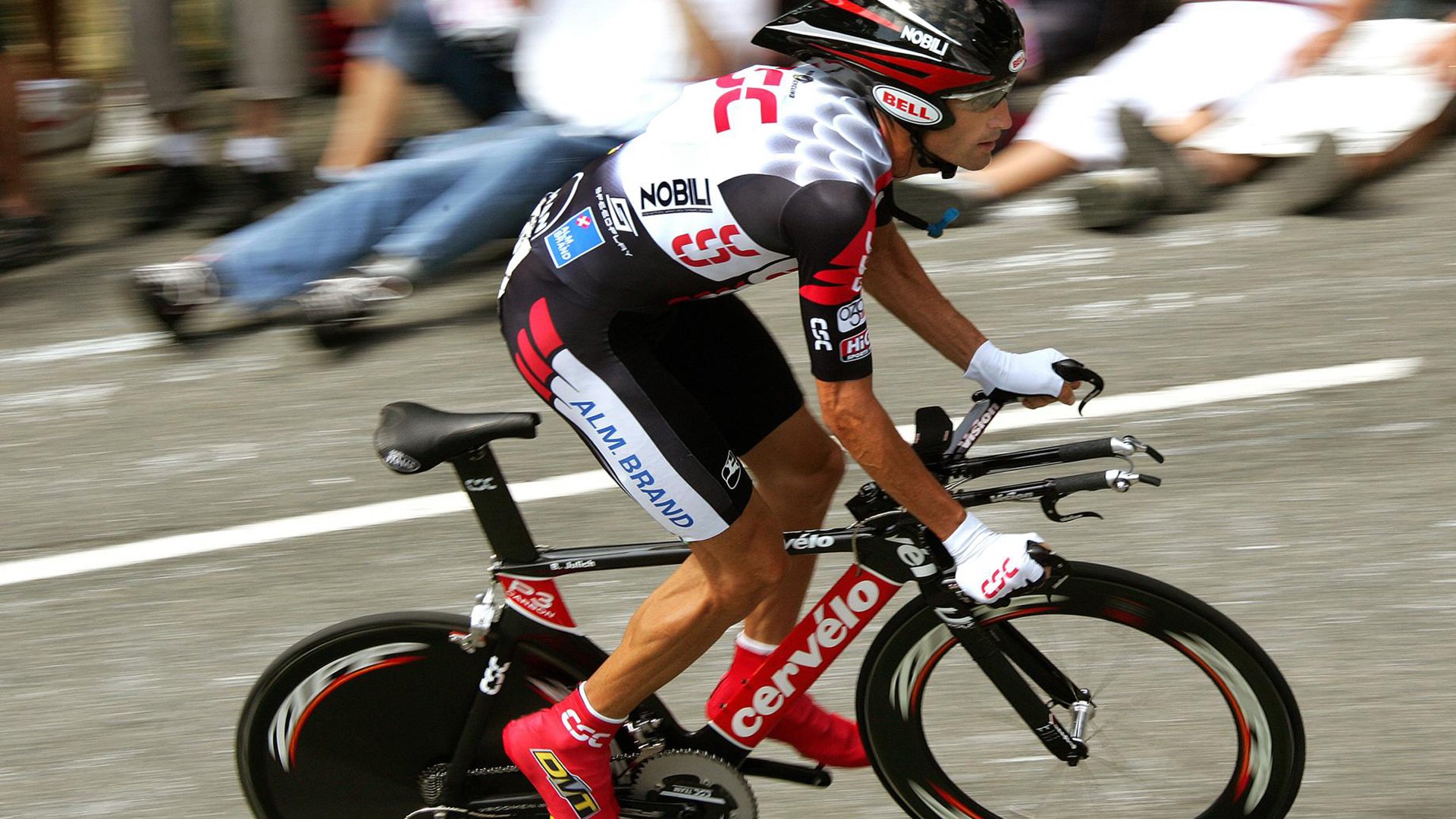 罗德里刷新纪录助乌拉圭完胜日本，南美足球再证统治力